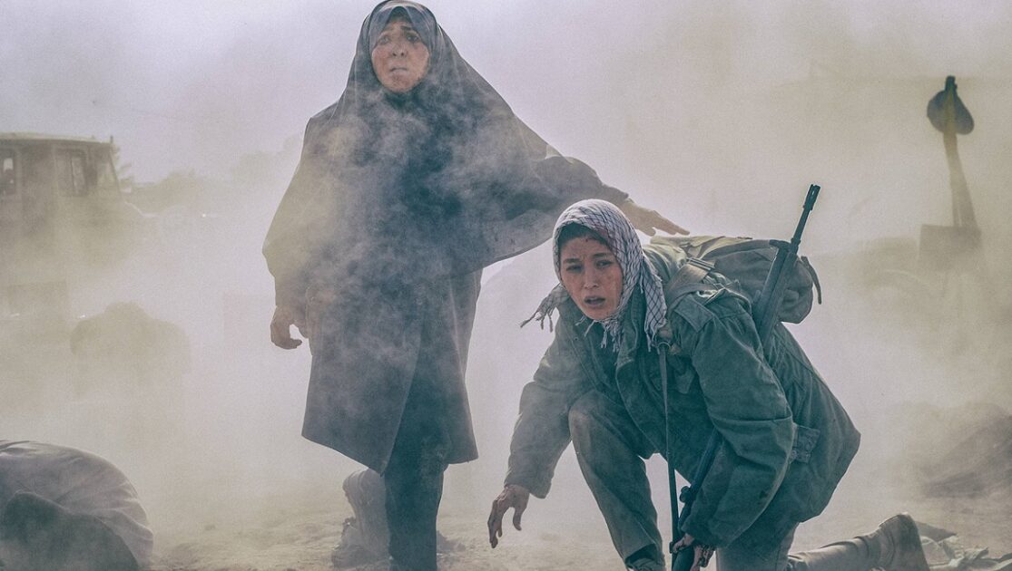داستان فیلم دسته دختران؛ نگاهی متفاوت و زنانه به جنگ