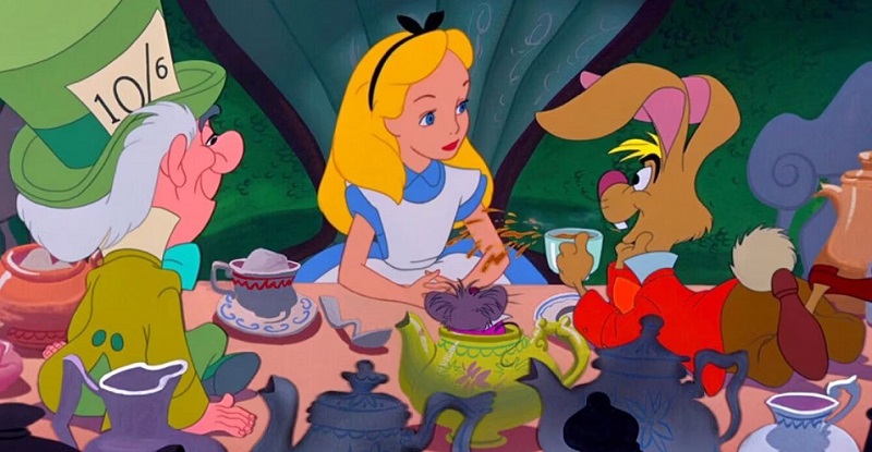انیمیشن جذاب دخترانه: آلیس در سرزمین عجایب